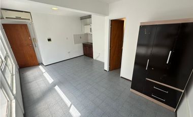 ALQ -  MONOAMBIENTE EN PLENO CENTRO - Bº CENTRO