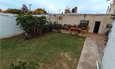 VENTA-CASA+LOCAL COMERCIAL EN AV. ALFONCINA STORNI-Bº PARQUE LICEO