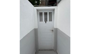 Ph de 2 ambientes con dependencia - Laprida 3345