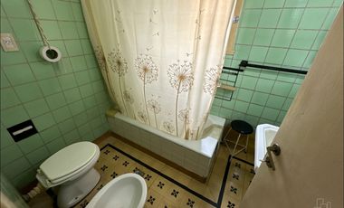 Casa estilo colonial apta p/ múltiples destinos (R2)