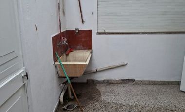 Casa PH en alquiler en Lanus Oeste