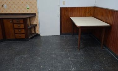 Casa PH en alquiler en Lanus Oeste