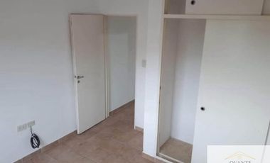 Departamento en alquiler en Villa Centenario