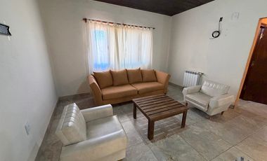 Casa en venta c/ cochera en Humahuaca