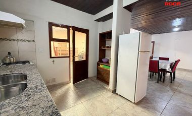 Casa en venta c/ cochera en Humahuaca