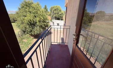 Casa en venta c/ cochera en Humahuaca