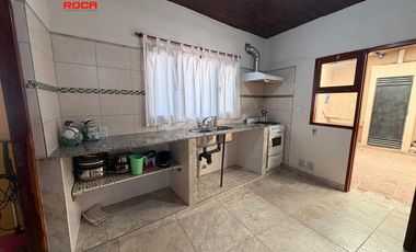 Casa en venta c/ cochera en Humahuaca