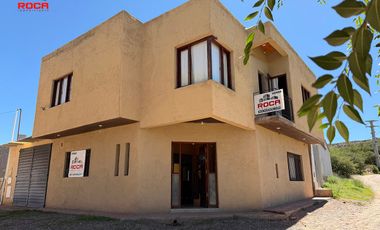 Casa en venta c/ cochera en Humahuaca