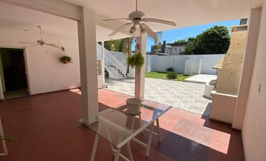VENTA CASA 3 AMB PARQUE / COCH AP. CRED. -  MERLO