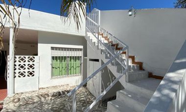 VENTA CASA 3 AMB PARQUE / COCH AP. CRED. -  MERLO