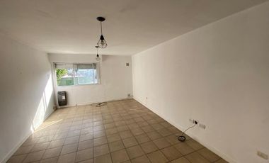 DEPARTAMENTO EN VENTA TOLOSA APTO BANCO