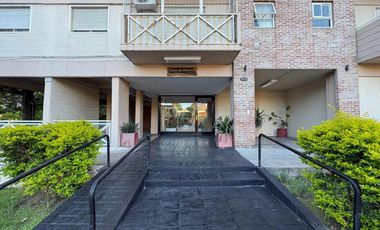 VENTA DEPTO 3 AMBIENTES PISO 15 C/BALCÓN-MUÑIZ