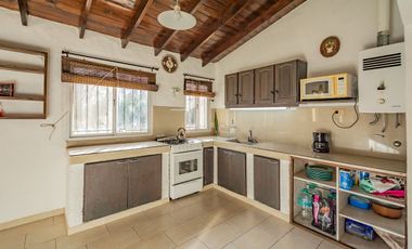 ESPECTACULAR CASA QUINTA - EXALTACION DE LA CRUZ