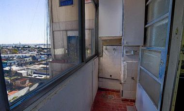 Venta Departamento 3 ambientes balcón Avellaneda