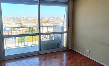 Venta Departamento 3 ambientes balcón Avellaneda