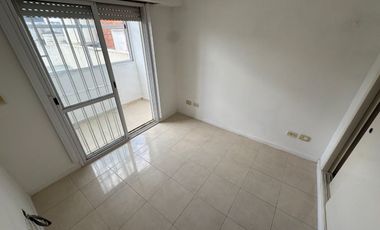 ALQUILER DEPTO 2 AMBIENTES BALCON Y COCHERA RAMOS