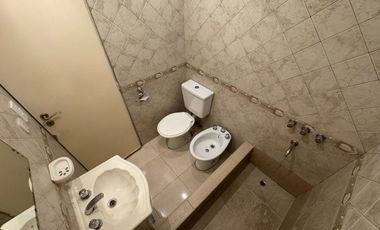 ALQUILER DEPTO 2 AMBIENTES BALCON Y COCHERA RAMOS