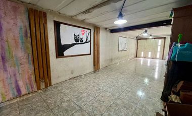 CASA EN VENTA 5 AMB PLAYA NECOCHEA