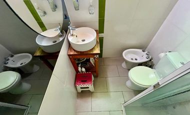 CASA EN VENTA 5 AMB PLAYA NECOCHEA