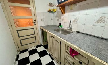 CASA EN VENTA 5 AMB PLAYA NECOCHEA