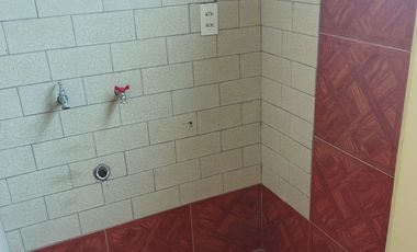 Se Alquila Amplio Depto 2 ambientes en Munro. Cerca Estácion