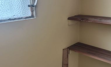 Se Alquila Amplio Depto 2 ambientes en Munro. Cerca Estácion