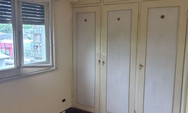 Se Alquila Amplio Depto 2 ambientes en Munro. Cerca Estácion