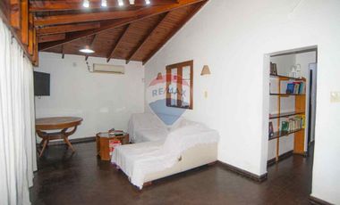 VENTA CASA 4 AMB EN PILAR APTO CREDITO