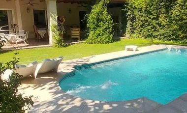 CASA EN VENTA – CLUB DE CAMPO MENDOZA