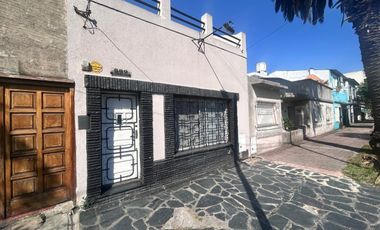 CASA DE 50 M2 EN VENTA EN LANUS OESTE LOTE PROPIO