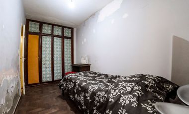 OPORTUNIDAD ! CASA A LA VENTA EN BARRIO INDUSTRIAL