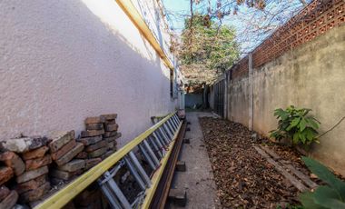 OPORTUNIDAD ! CASA A LA VENTA EN BARRIO INDUSTRIAL