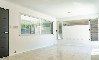 Casa en Funes con jardin y pileta, venta, permuta