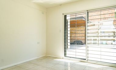 Casa en Funes con jardin y pileta, venta, permuta