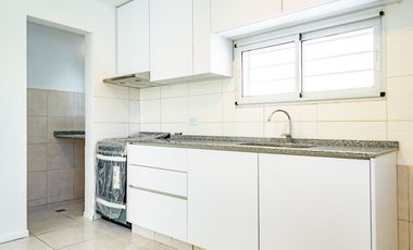 Casa en Funes con jardin y pileta, venta, permuta