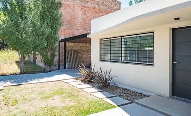 Casa en Funes con jardin y pileta, venta, permuta