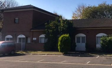 VENTA DEPTO 3 AMB + ENTREPISO B. LA COLINA EZP