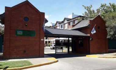 VENTA DEPTO 3 AMB + ENTREPISO B. LA COLINA EZP