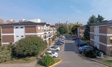 VENTA DEPTO 3 AMB + ENTREPISO B. LA COLINA EZP