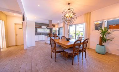 VENTA CASA 5 AMBIENTES  HARAS SANTA MARIA ESCOBAR