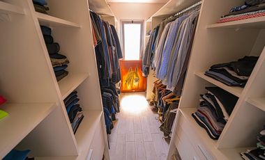 VENTA CASA 5 AMBIENTES  HARAS SANTA MARIA ESCOBAR