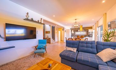 VENTA CASA 5 AMBIENTES  HARAS SANTA MARIA ESCOBAR