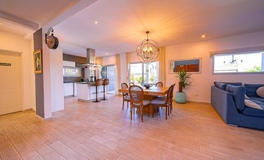 VENTA CASA 5 AMBIENTES  HARAS SANTA MARIA ESCOBAR