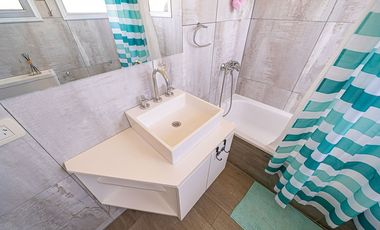 VENTA CASA 5 AMBIENTES  HARAS SANTA MARIA ESCOBAR