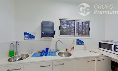 Local Comercial en Venta en ERNESTO ALVEAR / SANTO DOMINGO / CONCHA Y TORO