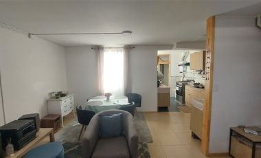 Casa en Venta en Casa en Venta/Arriendo en Canal Beagle, Viña del Mar: 2 Dormitorios, Estacionamiento y Excelente Conectividad