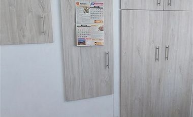 Casa en Venta en Casa en Venta/Arriendo en Canal Beagle, Viña del Mar: 2 Dormitorios, Estacionamiento y Excelente Conectividad