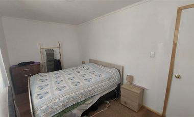 Casa en Venta en Casa en Venta/Arriendo en Canal Beagle, Viña del Mar: 2 Dormitorios, Estacionamiento y Excelente Conectividad