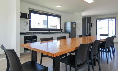 VENTA CASA 3 DORM PUERTO DEL AGUILA AMOBLADA