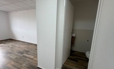 Alquiler oficina/local en Docta Urbanización